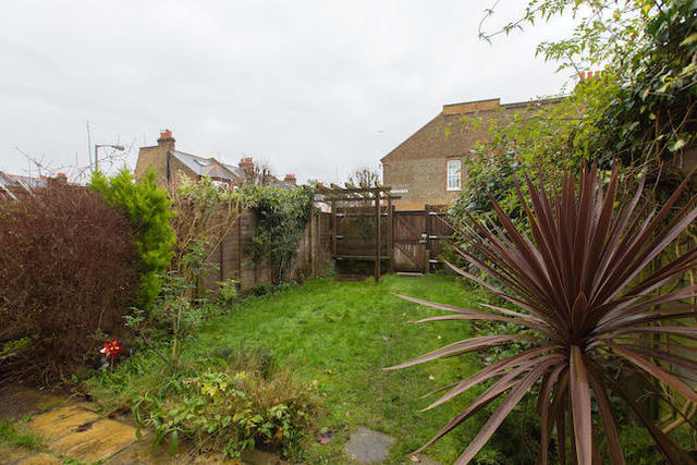  Image of 4 bedroom Terraced house to rent in Wisley Road London SW11 at Wisley Road, Battersea, London SW11
