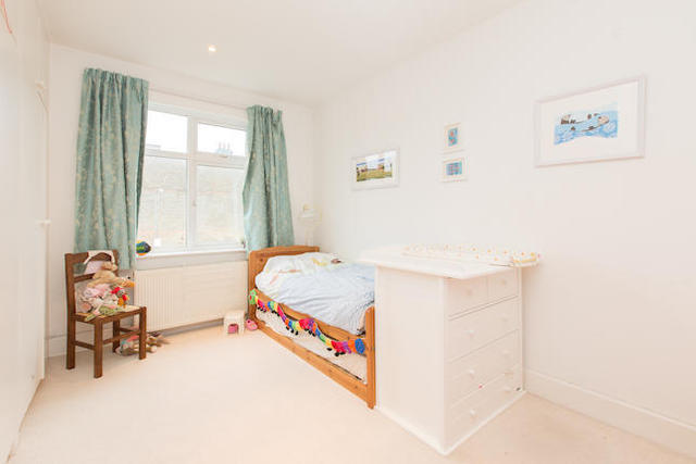 Image of 4 bedroom Terraced house to rent in Wisley Road London SW11 at Wisley Road, Battersea, London SW11