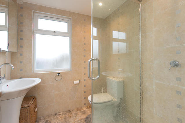  Image of 4 bedroom Terraced house to rent in Wisley Road London SW11 at Wisley Road, Battersea, London SW11