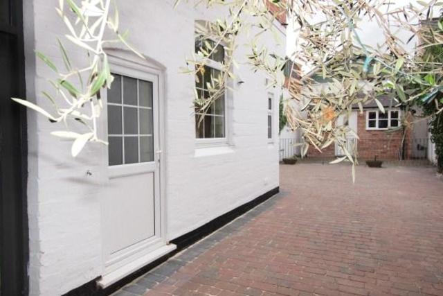  Image of 1 bedroom Room to rent in St. Johns Worcester WR2 at Bakers Mews, St Johns WR2