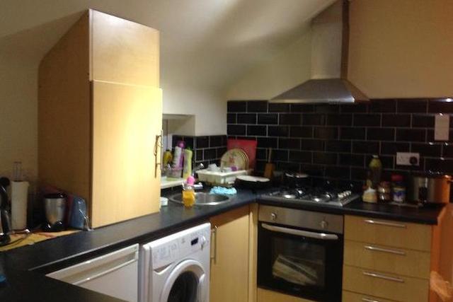  Image of 1 bedroom Flat to rent in City Road Roath Cardiff CF24 at City Road, Cardiff CF24
