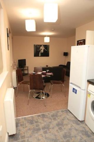  Image of 2 bedroom Flat to rent in Commercial Road London E1 at Commercial Road, London E1