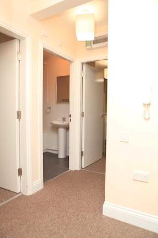  Image of 2 bedroom Flat to rent in Commercial Road London E1 at Commercial Road, London E1