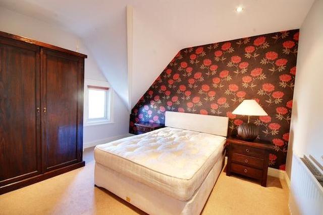  Image of 2 bedroom Flat to rent in Hastings Road London W13 at Hastings Road, Ealing W13