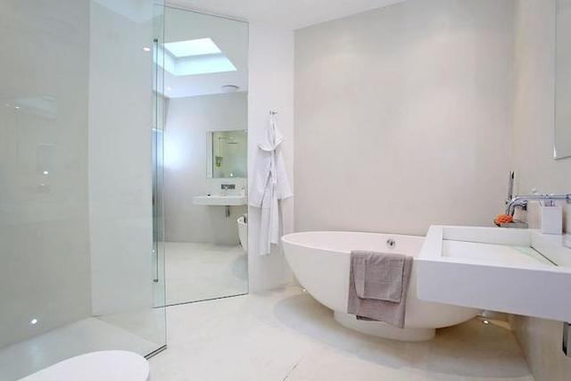  Image of 2 bedroom Flat to rent in Finborough Road London SW10 at Finborough Road, Kensington SW10