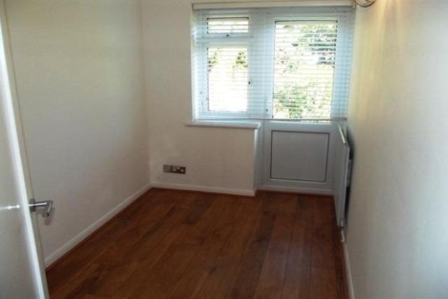  Image of 2 bedroom Maisonette to rent in Gordon Road London E4 at Gordon Road, London E4