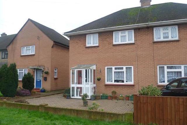  Image of 2 bedroom  for sale in Western Avenue Thorpe Egham TW20 at Western Avenue, Thorpe, Egham TW20