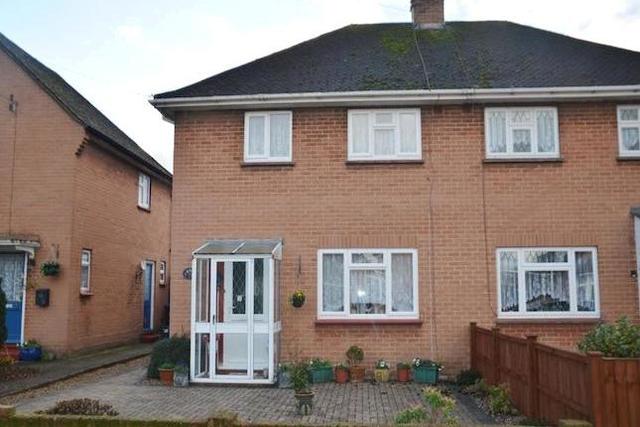  Image of 2 bedroom  for sale in Western Avenue Thorpe Egham TW20 at Western Avenue, Thorpe, Egham TW20