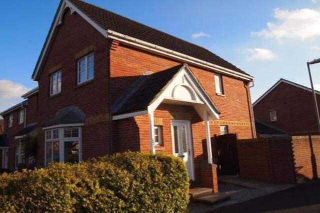 Image of 3 bedroom Property to rent in Eaton Crescent Taunton TA2 at Eaton Crescent, Taunton, Somerset TA2