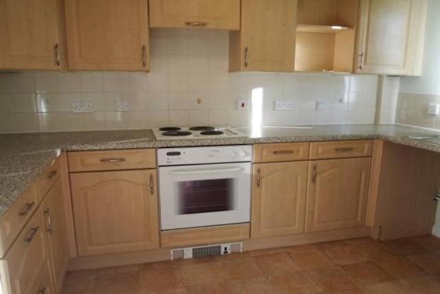  Image of 3 bedroom Property to rent in Eaton Crescent Taunton TA2 at Eaton Crescent, Taunton, Somerset TA2