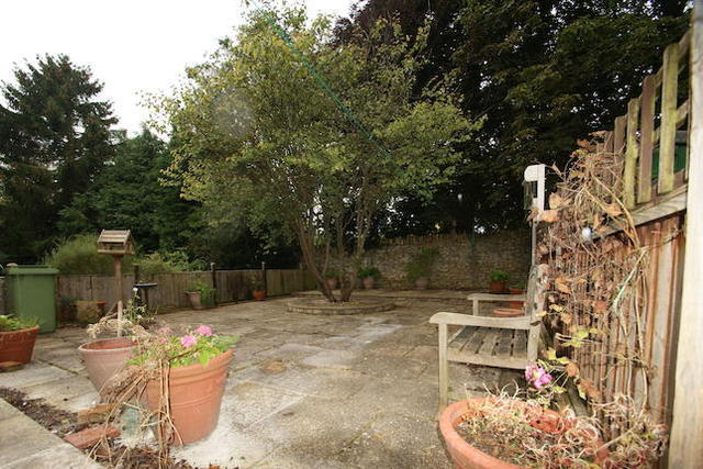  Image of 3 bedroom  to rent in Rissington Road Bourton-on-the-Water Cheltenham GL54 at Rissington Road, Bourton On The Water GL54