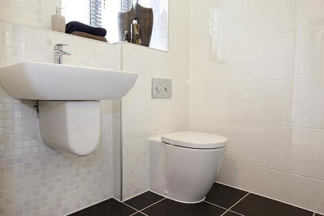  Image of 4 bedroom  for sale in Kitson Hill Road Mirfield WF14 at Kitson Hill Road, Mirfield WF14