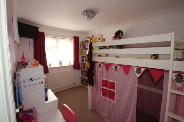  Image of 4 bedroom  for sale in Lionel Road Canvey Island SS8 at Lionel Road, Canvey Island SS8