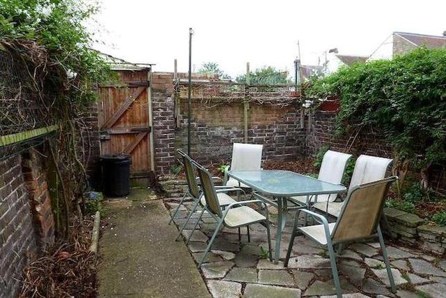  Image of 5 bedroom Property to rent in Francis Avenue Southsea PO4 at Francis Avenue, Southsea PO4
