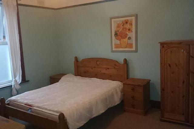  Image of 1 bedroom Room to rent in Waddon Road Croydon CR0 at Waddon Road, Croydon CR0
