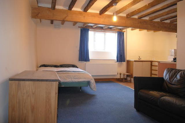  Image of Studio flat to rent in Wilkesley Whitchurch SY13 at Wilkesley, Whitchurch SY13