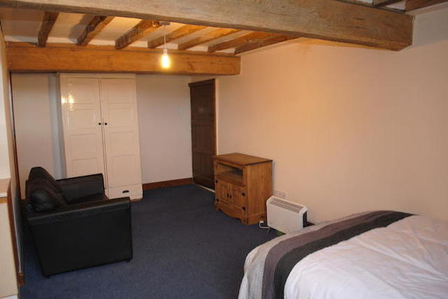  Image of Studio flat to rent in Wilkesley Whitchurch SY13 at Wilkesley, Whitchurch SY13