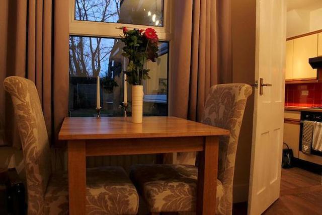  Image of 1 bedroom Flat to rent in Station Road Horsham RH13 at Station Road, Horsham RH13