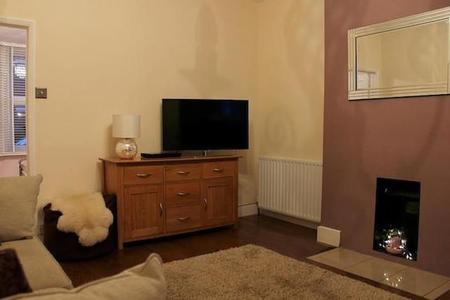  Image of 1 bedroom Flat to rent in Station Road Horsham RH13 at Station Road, Horsham RH13