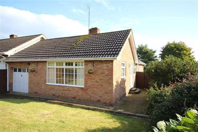  Image of 3 bedroom Semi-Detached Bungalow to rent in Hudmans Close Twyning Tewkesbury GL20 at Hudmans Close, Twyning, Tewkesbury GL20
