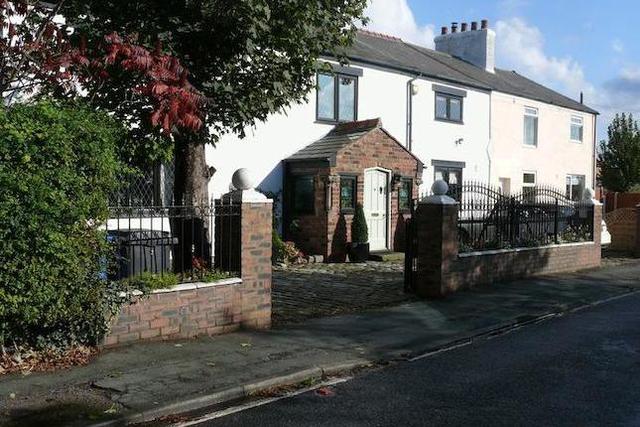  Image of 3 bedroom  to rent in Chapel Lane Widnes WA8 at Chapel Lane, Widnes WA8
