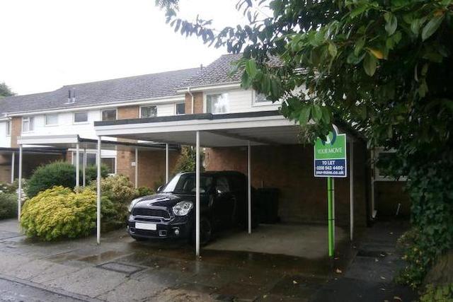  Image of 3 bedroom  to rent in Parkside Hampton Hill Hampton TW12 at Parkside, Hampton Hill, Hampton TW12