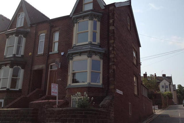  Image of 4 bedroom End of Terrace to rent in Sharrow Vale Road Sheffield S11 at Sharrowvale Road, Sharrowvale, Sheffield S11