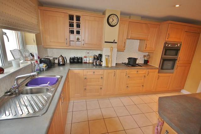  Image of 6 bedroom  for sale in Chapel Fields Brewers End Takeley Bishop