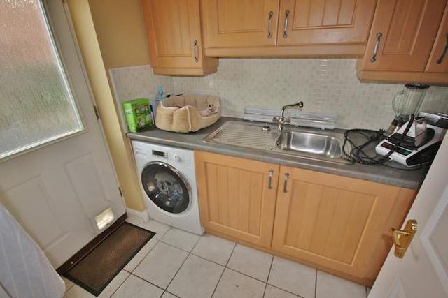  Image of 6 bedroom  for sale in Chapel Fields Brewers End Takeley Bishop