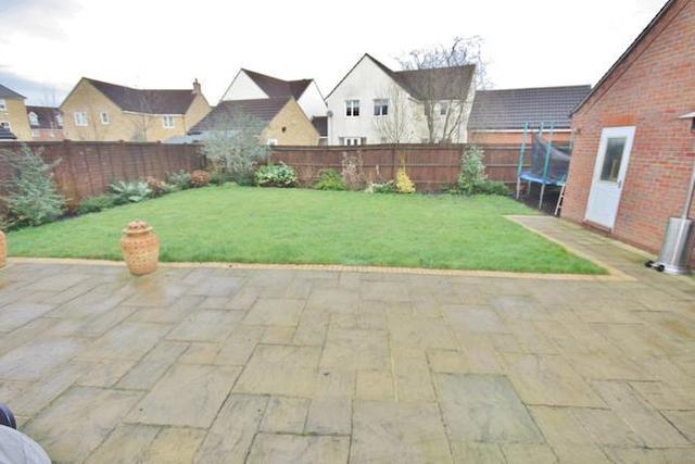  Image of 6 bedroom  for sale in Chapel Fields Brewers End Takeley Bishop