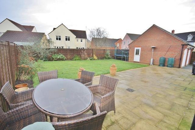  Image of 6 bedroom  for sale in Chapel Fields Brewers End Takeley Bishop