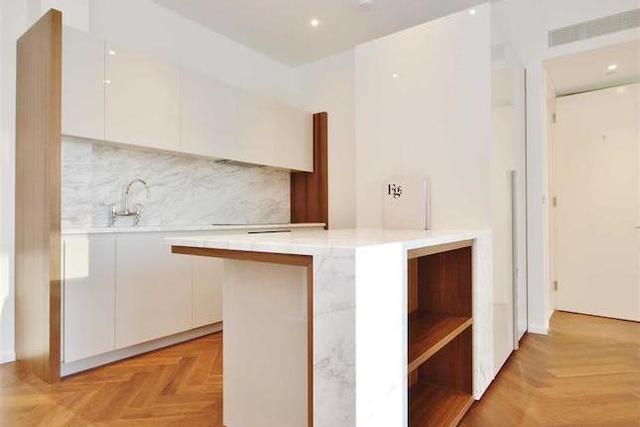  Image of 1 bedroom Flat to rent in Kirtling Street London SW8 at Ambassador Building, Embassy Gardens, Nine Elms, London SW8