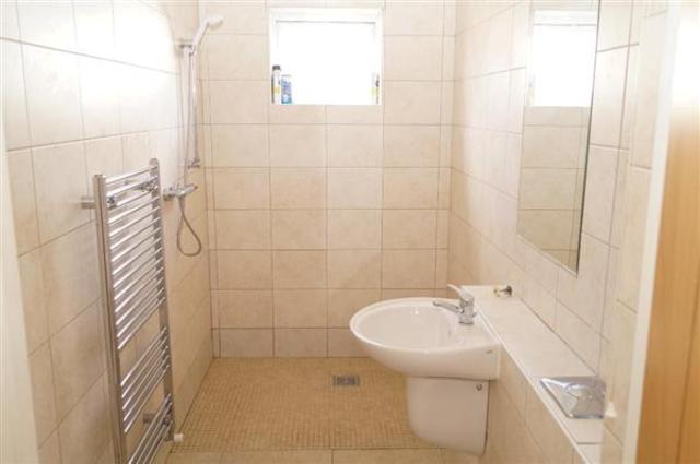  Image of 1 bedroom Property to rent in Maple Road Poole BH15 at Maple Road, Poole BH15