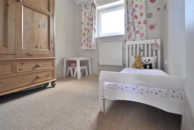  Image of 2 bedroom Flat to rent in Dacre Park London SE13 at Dacre Park, London SE13