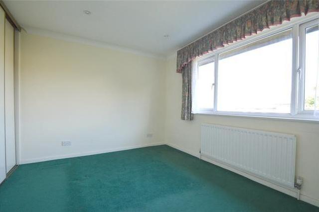  Image of 2 bedroom Maisonette to rent in Chepstow Rise Croydon CR0 at Chepstow Rise, Croydon CR0
