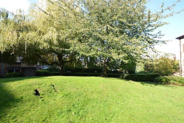 Image of 2 bedroom Maisonette to rent in Chepstow Rise Croydon CR0 at Chepstow Rise, Croydon CR0