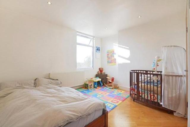  Image of 3 bedroom Flat to rent in Westbere Road London NW2 at Westbere Road, London NW2
