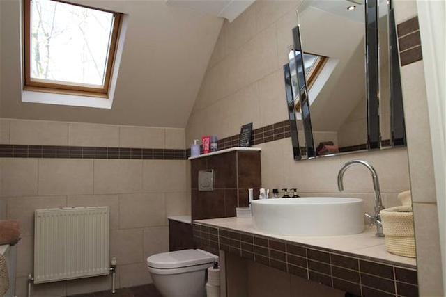  Image of 2 bedroom Flat to rent in Page Heath Lane Bickley Bromley BR1 at 10 Page Heath Lane, Bickley, Kent BR1