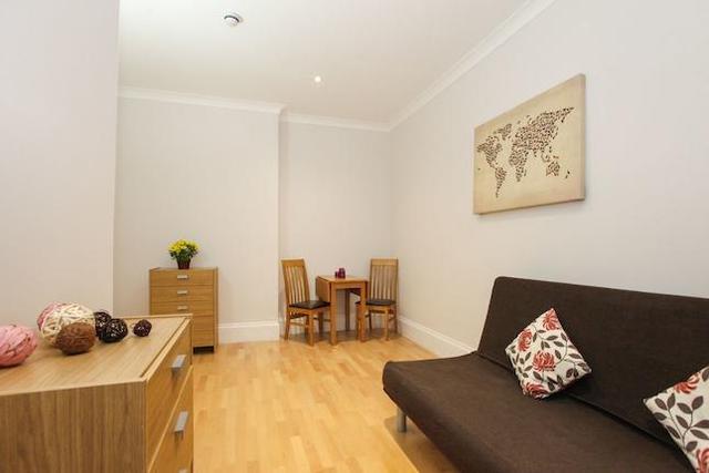  Image of 1 bedroom Flat to rent in Cleveland Gardens London W2 at Cleveland Gardens, London W2