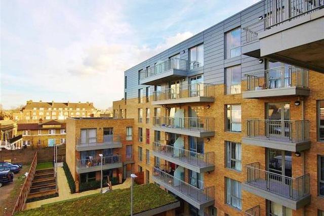  Image of 2 bedroom Flat for sale in Sancroft Street London SE11 at Palm House, Parliament Reach, Vauxhall, London SE11