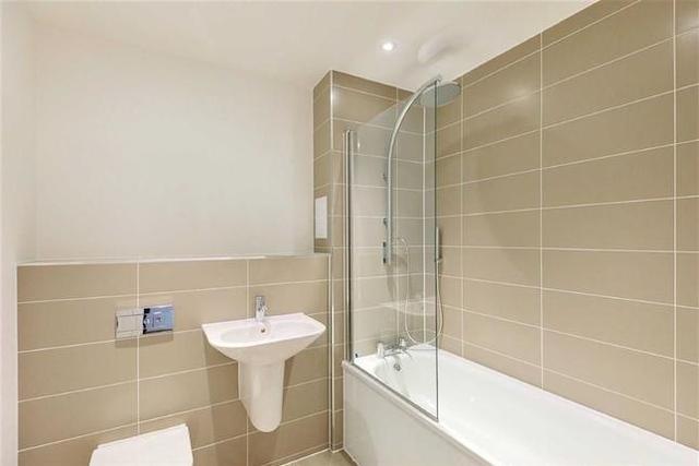  Image of 2 bedroom Flat for sale in Sancroft Street London SE11 at Palm House, Parliament Reach, Vauxhall, London SE11
