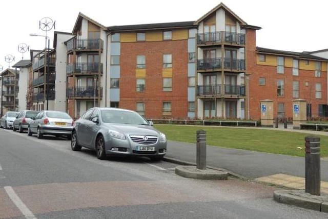  Image of 2 bedroom Flat to rent in Clarke Close Croydon CR0 at Innerd Court, 1 Clarke Close, Croydon CR0