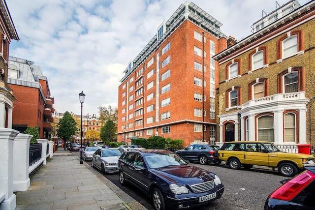  Image of 2 bedroom Flat to rent in Old Brompton Road London SW7 at Old Brompton Road, London SW7