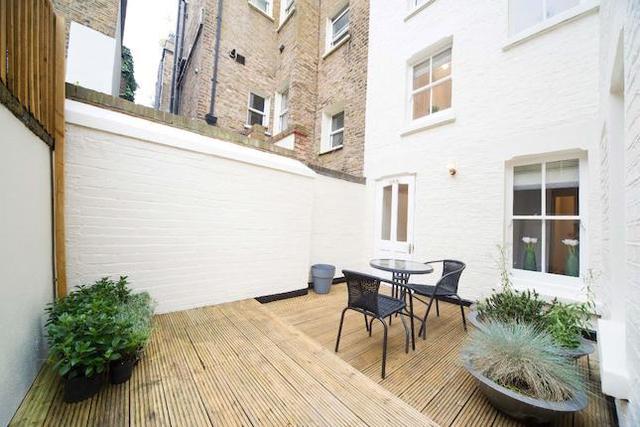  Image of 2 bedroom Flat to rent in Daventry Street London NW1 at Daventry Street, Marylebone NW1