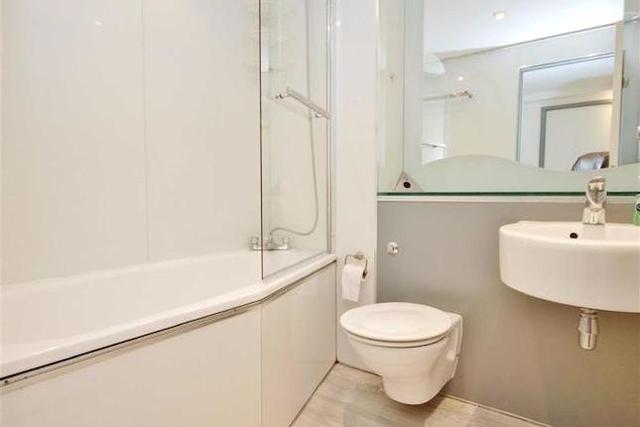  Image of 2 bedroom Flat to rent in Westminster Bridge Road London SE1 at The Perspective Building, Waterloo, London SE1