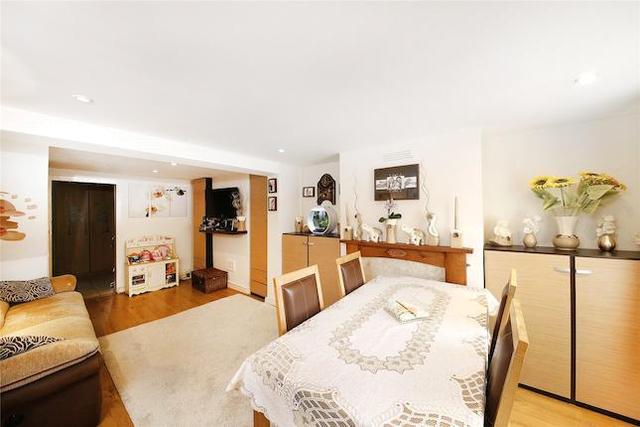  Image of 2 bedroom Semi-Detached house for sale in Gloucester Road Croydon CR0 at Gloucester Road, Croydon CR0