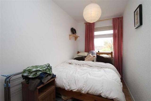  Image of 4 bedroom Town House to rent in Dunstan Glade St. Johns Road Petts Wood Orpington BR5 at Dunstan Glade, St. Johns Road, Petts Wood, Orpington BR5