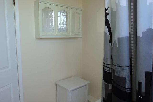  Image of 1 bedroom Room to rent in Windsor Close Guildford GU2 at Windsor Close, Onslow Village, Guildford, Surrey GU2