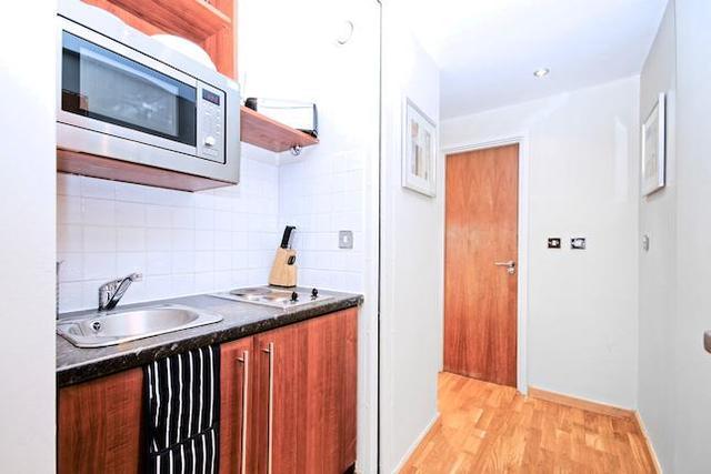  Image of Studio flat to rent in Old Brompton Road London SW7 at Old Brompton Road, London SW7