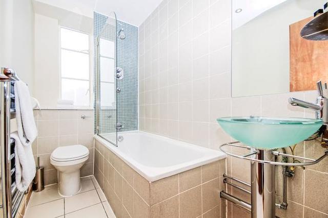  Image of Studio flat to rent in Old Brompton Road London SW7 at Old Brompton Road, London SW7